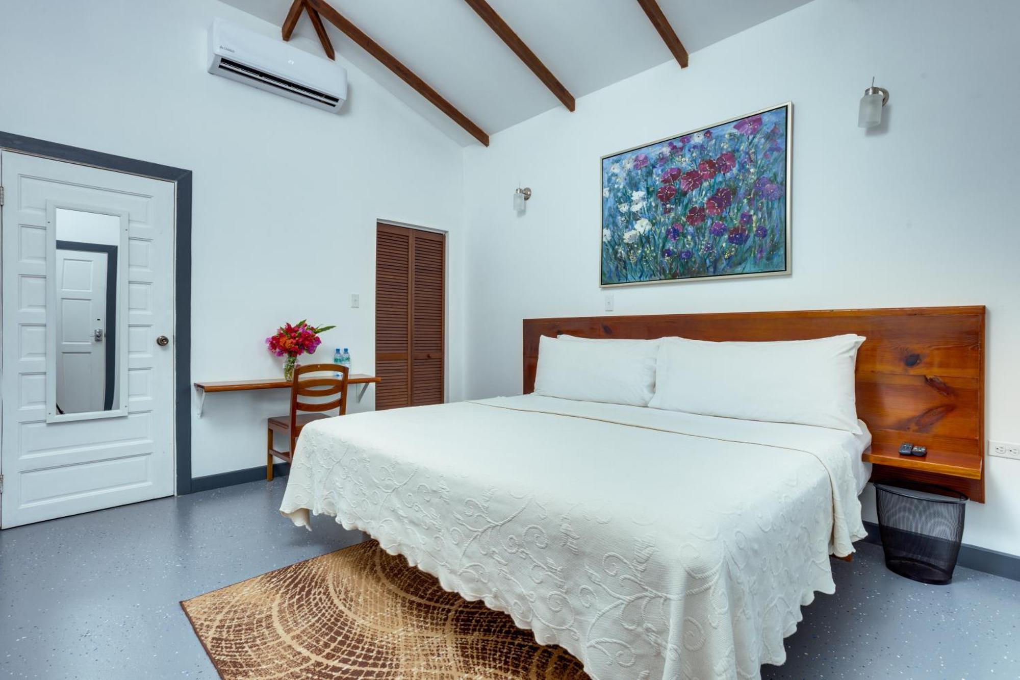 Harbour View Boutique Hotel & Yoga Retreat Belize City Pokój zdjęcie